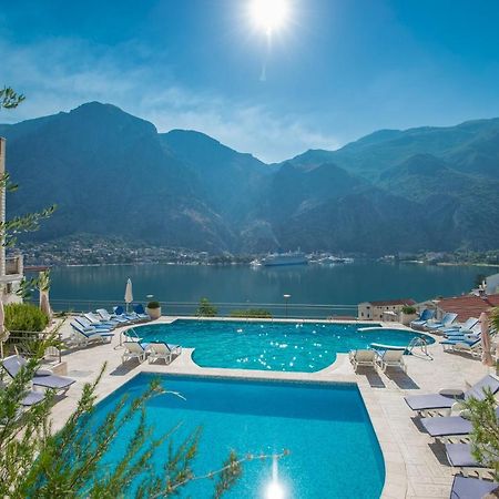 Kotor Vista Apartment A4 المظهر الخارجي الصورة